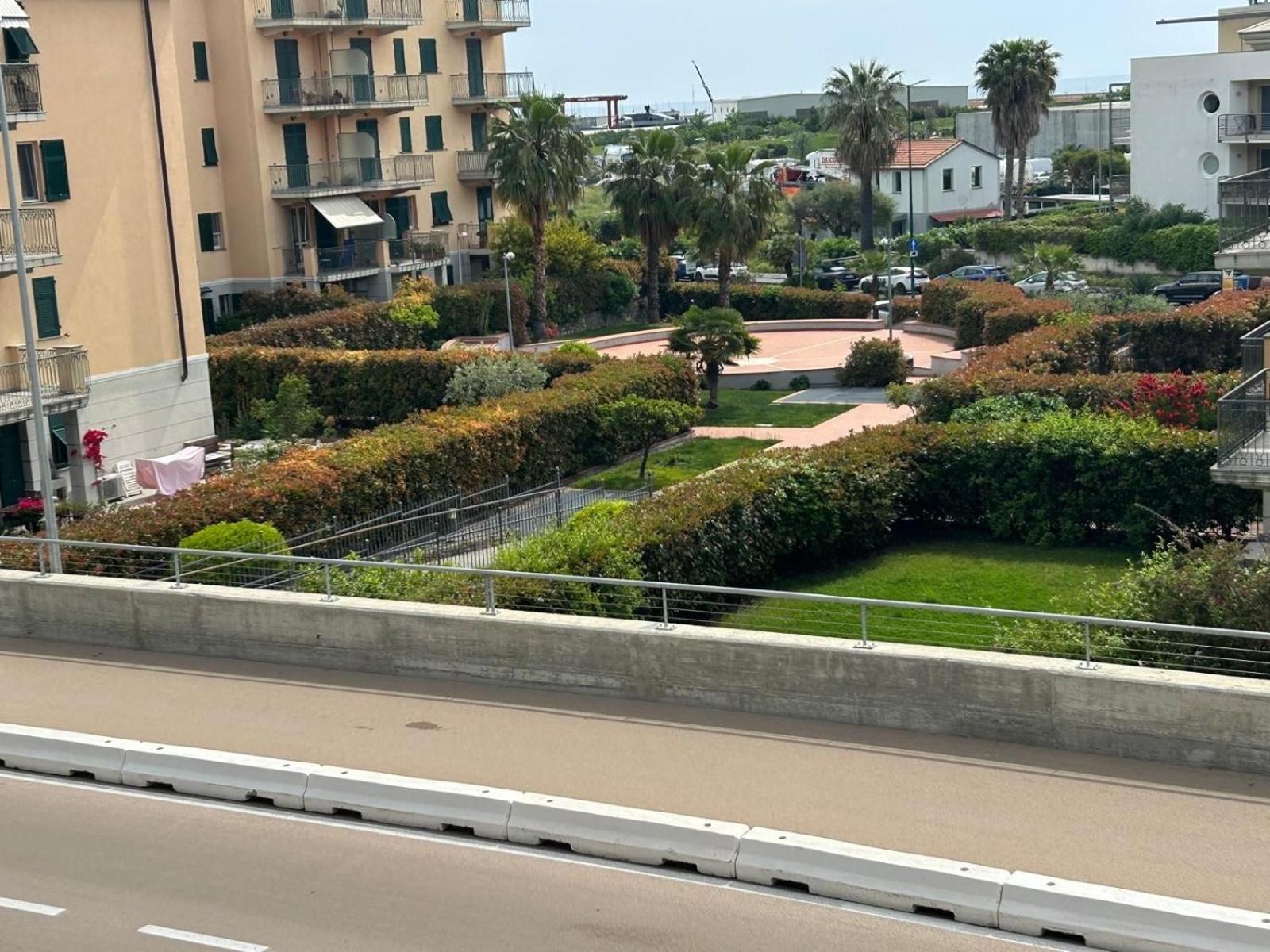 Appartamento Incantevole A 100Metri Dal Mare E Accanto Alla Pista Ciclabile إمبيريا المظهر الخارجي الصورة